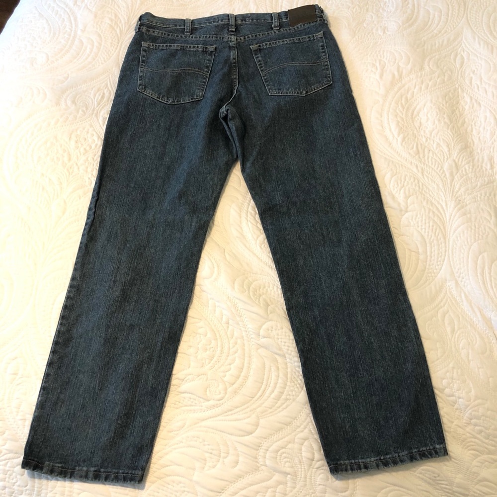 EUC Lee Jeans regular fit, medium wash 34x30 - Picture 6 of 6